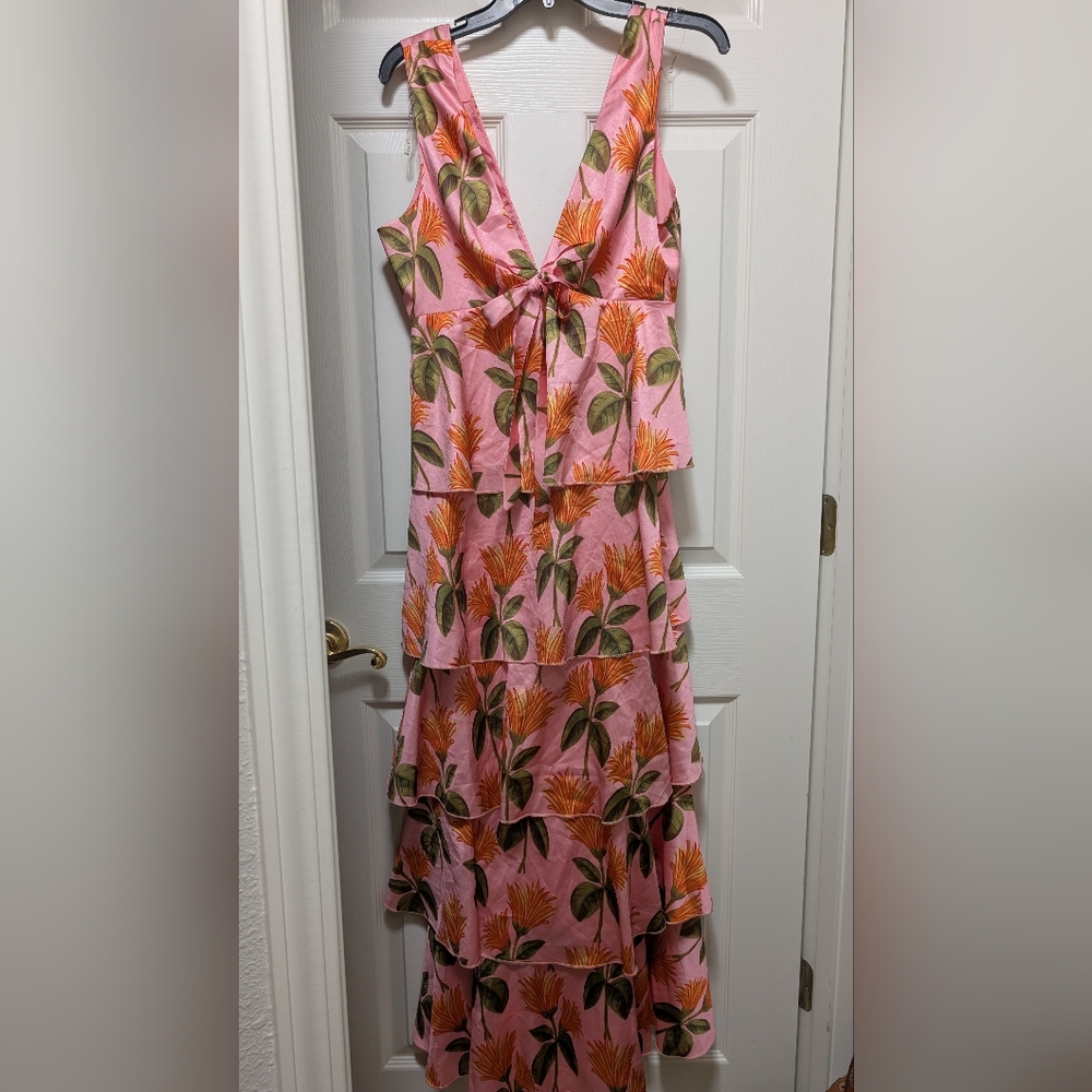 NWT L'atiste Pink Floral Print Satin Tiered Maxi Dress Size Medium Ruffle Palm